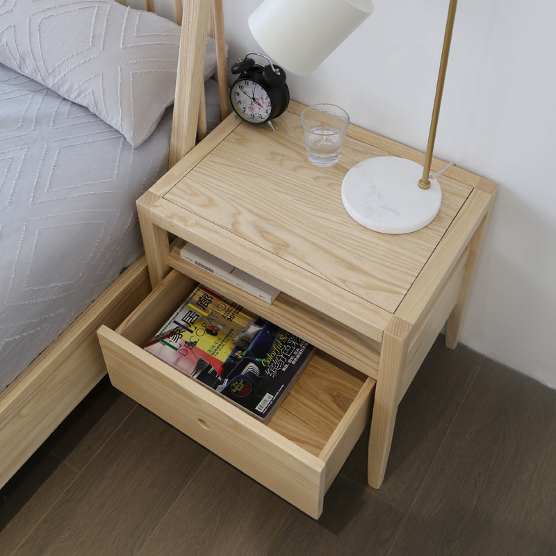 Minimalist and Two-layer Storage Nightstand